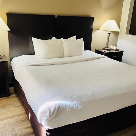 Econo Lodge Inn&Suites Monroe Extérieur photo
