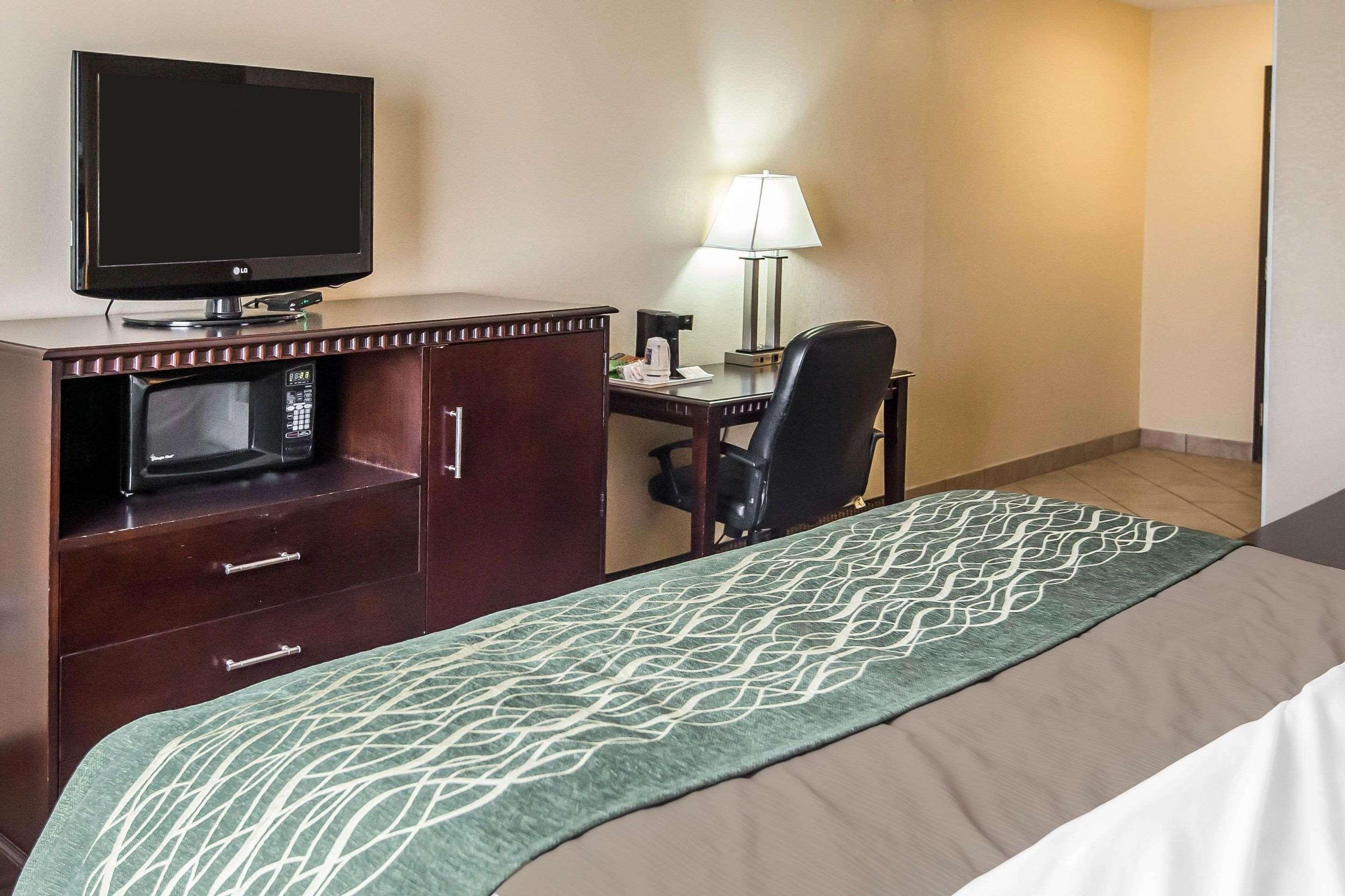 Econo Lodge Inn&Suites Monroe Extérieur photo