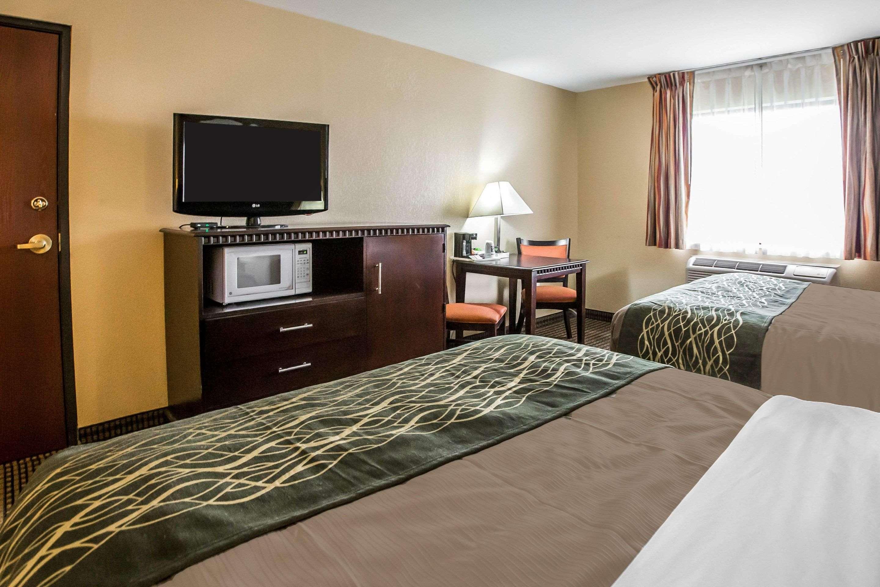 Econo Lodge Inn&Suites Monroe Extérieur photo