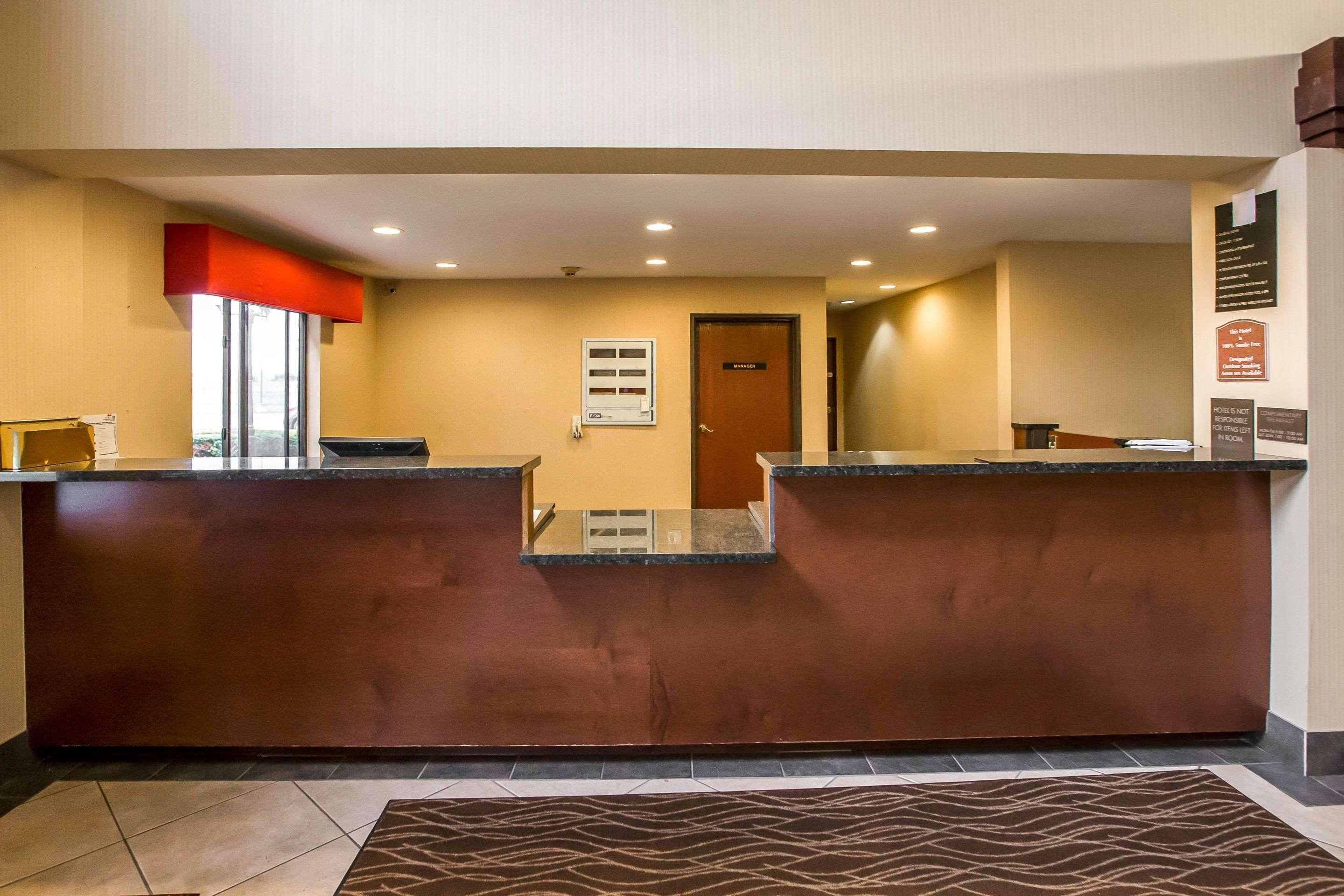 Econo Lodge Inn&Suites Monroe Extérieur photo