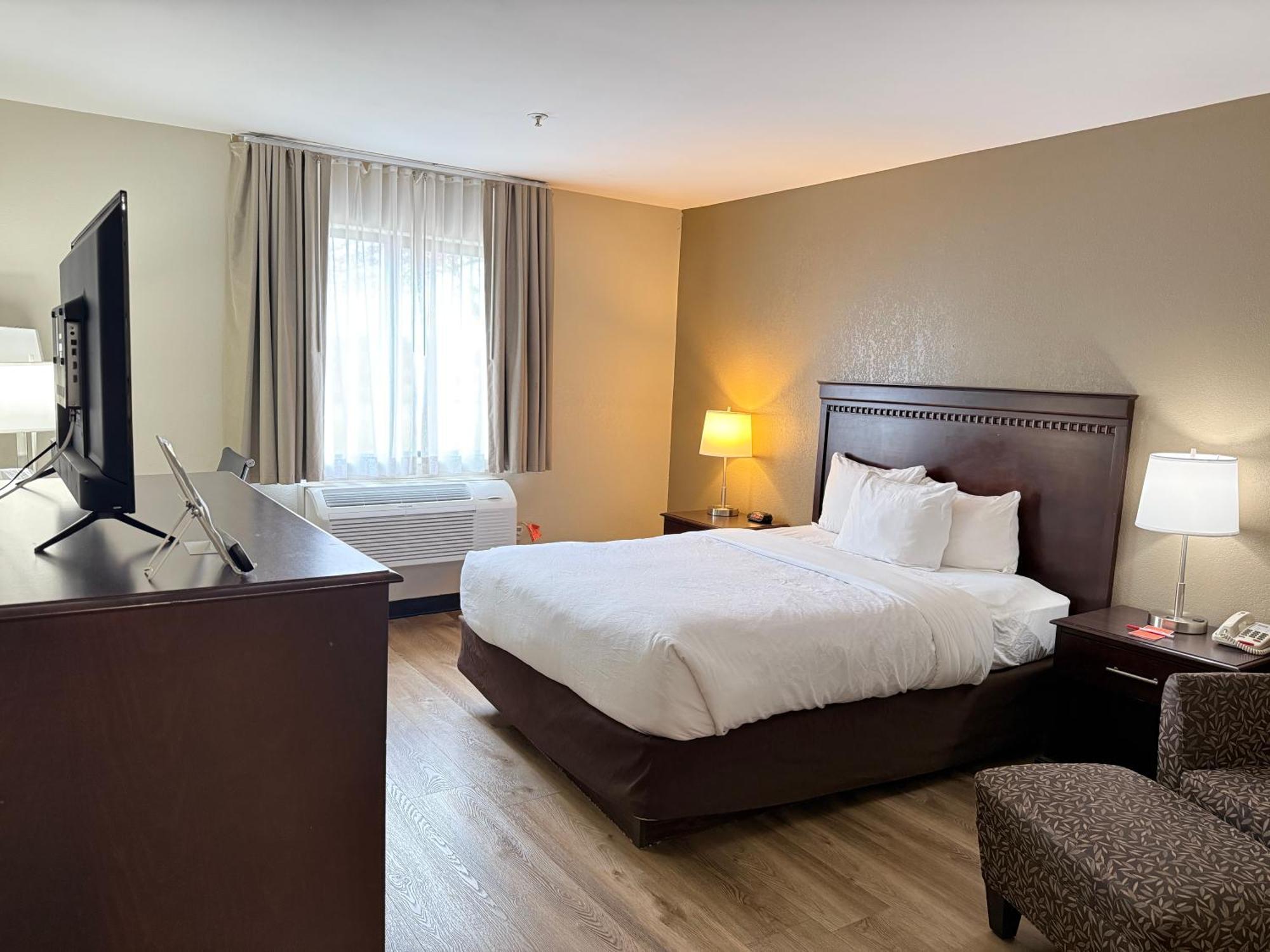 Econo Lodge Inn&Suites Monroe Extérieur photo