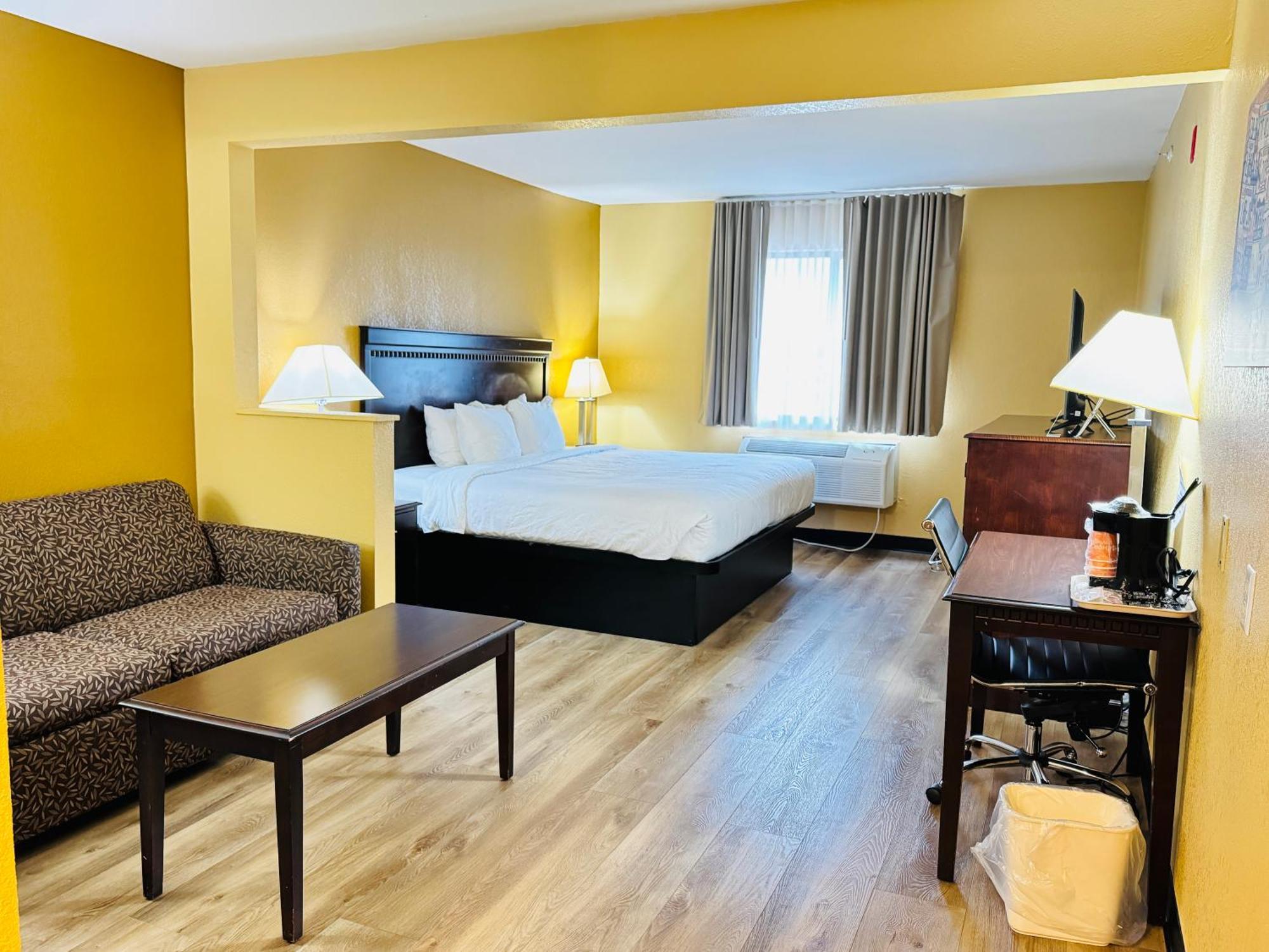 Econo Lodge Inn&Suites Monroe Extérieur photo